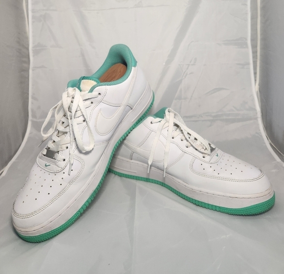Nike Other - Men's Sz 13 Nike Air Force 1 '07 Sneakers w/ Aqua/Teal Accents